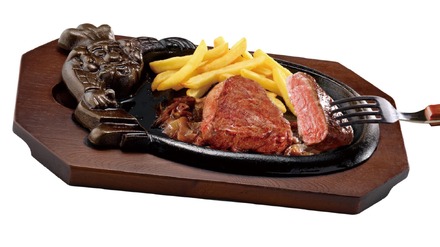 炭焼き国産やわらかヒレステーキ（税込 3,058円）