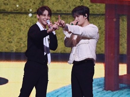 JAEJOONG（ジェジュン）＆XIA（ジュンス）、日本初ファンミ「Hug & Love」が大成功！ABEMA独占配信も決定