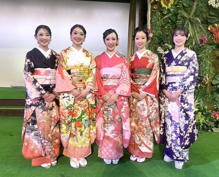 ハワイアンズダンシングチーム60期生（写真はハワイアンズの公式Xより）※運営会社より掲載許諾をいただいています