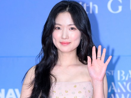 「暴言を浴び…爪が剥がれた」7年の下積み時代を耐えた女優キム・ヘユン、過酷エピソードを明かす