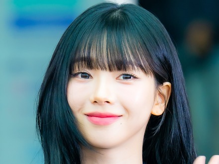 aespa・カリナ、ミラノ・ファッションウィークに降臨！「プラダ」ショーを最前列で鑑賞