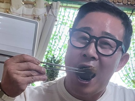 Netflixの見解は「把握には限界がある」 過去の飲酒運転歴を告白した韓国シェフに言及