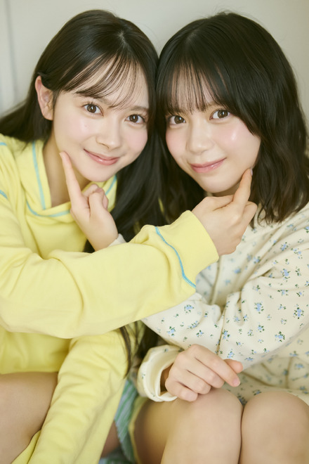 AKB48・伊藤百花&川村結衣©KADOKAWA/写真:熊木優
