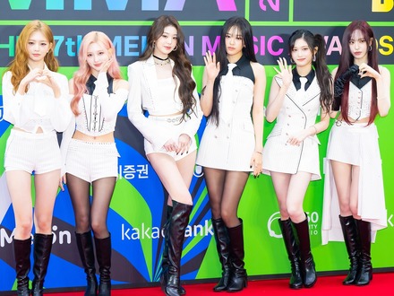 IVE、2月23日にカムバック確定!2ndフルAL『REVIVE+』リリースへ スポイラー解禁で期待爆発