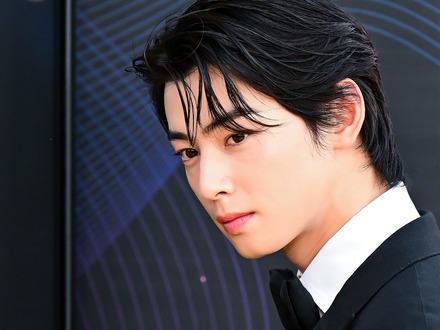 「韓国で税金を払ってから言え！」“引退危機”のチャウヌをかばう海外ファンに、現地の怒り噴出