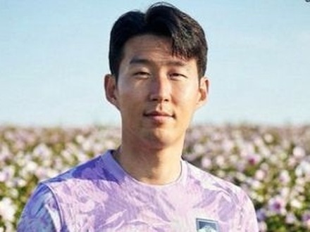 「マジかよ」何とも言えない表情のソン・フンミンにも注目…韓国代表のW杯アウェーユニ情報が話題