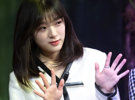 ドロドロの“集団いじめ騒動”で空中分解したK-POPガールズグループ出身…イ・ジンソルが新事務所と契約