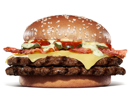 ダブルビーフ ビッグマウスホワイトバーガー　単品1,290円、セット1,590円