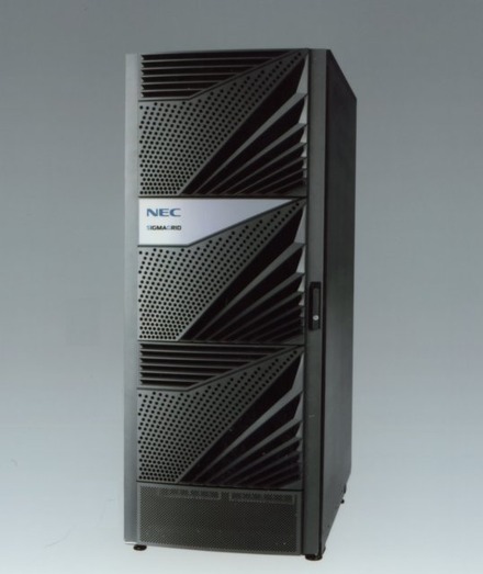 　NECは、12日、サーバ統合やストレージ統合用途に、仮想化技術、サーバ資源最適化技術、高速インターコネクト技術などを組み合わせた次世代統合プラットフォーム「シグマグリッド」を発売した。
