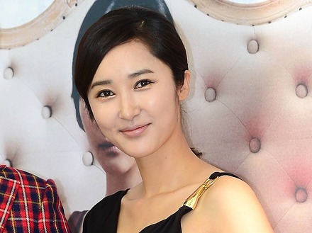 『白い巨塔』出演の韓国女優キム・ボギョンさん、44歳で逝去から5年…闘病中もドラマ出演