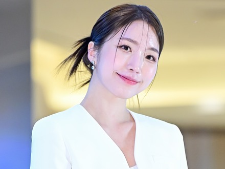 恋リア出演効果で大儲け!?室内ゴルフ・プール・レストラン付の高級マンションに入居した韓国元CA