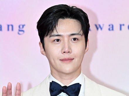 脱税疑惑のキム・ソンホ、謝罪文を発表「家族への給与は返却。税金も追加納付を完了した」【全文】