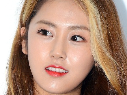 「殴られることを選んだ」いじめ・過食症・兄との突然の別れ…元K-POPアイドルの壮絶人生