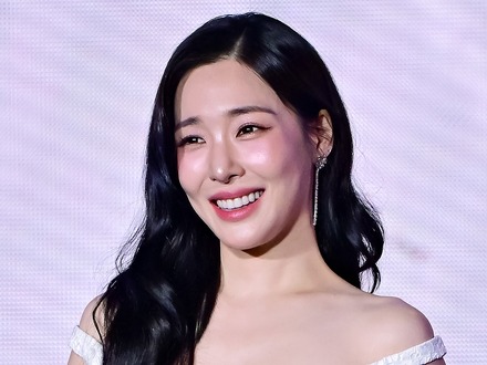 俳優彼氏と“結婚前提”交際中の少女時代・ティファニー、「プレ花嫁」級のドレス姿に反響！