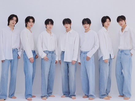 デビュー前なのに日本のメディアの取材殺到!?中村倫也と共演のK-POPグループ「NAZE」