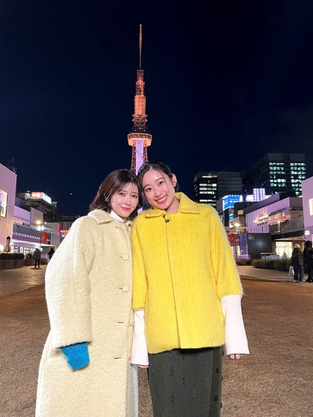 桶狭間古戦城跡にて『豊臣兄弟！SP 豊臣姉妹たび』（C）NHK