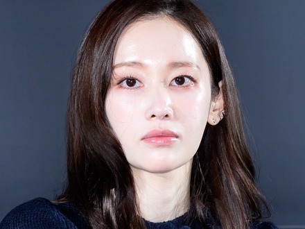 恋人関係の映画監督が社内取締役　チョン・ジョンソの会社、3年8カ月が過ぎて今さら“登録”「遅すぎる」