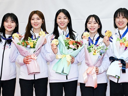 「日本の放送局かよ!」日韓戦の中継中に“日章旗が10秒表示”…特大の放送事故、韓国JTBCに批判殺到