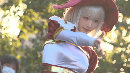 『ぼくらのコミケ史』コミケ(C107 )でコスプレするえなこ(C)NHK