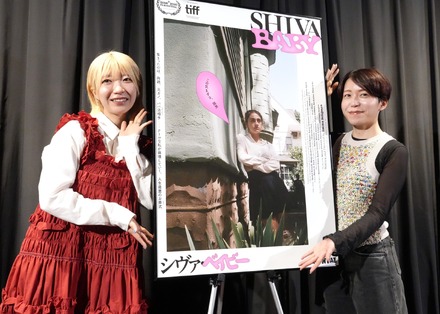 でか美ちゃん、ひらりさ【撮影：小宮山あきの】