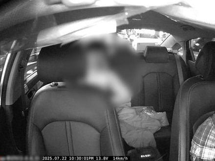 女性が運転する韓国タクシーで男性客が裸に…車内のドライブレコーダーに映ったわいせつ行為