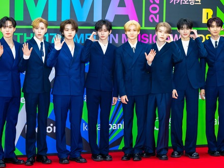 パリが注目！“大型新人”ALPHA DRIVE ONE、ファッションウィーク初出席で存在感…現地ファン殺到