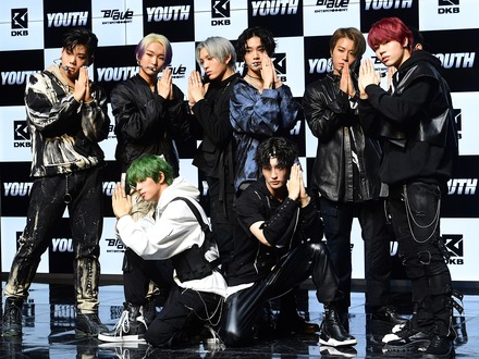 「7年間収入ゼロ」「もう30歳」“BTSと同年代”グループの過酷な現実、日本人も所属するDKBの告白