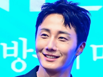 日本に馴染みすぎな韓国俳優、浜松で買った梅干しを使った料理動画公開　女性CEOとの熱愛説投稿も話題