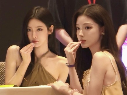 aespaの“美しすぎるファン”として話題に!中国美女がサイン会でバズった写真を語る「私は…」