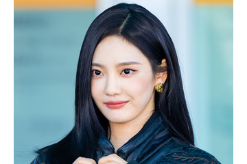 背中を大胆に見せたドレスで報告！aespa・ニンニン、「GUCCI」のグローバルアンバサダーに抜擢 画像