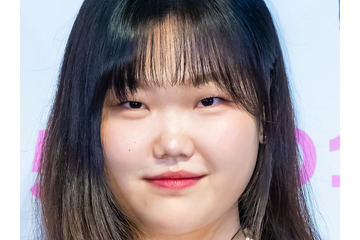 “肥満治療薬”疑惑に悔しさを吐露したことも…兄と活動中の韓国女性歌手、激ヤセビジュ改めて注目 画像