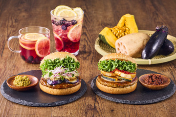 フレッシュネスバーガー、柚子胡椒＆生七味香る“和バーガー”2種を10日より期間限定発売 画像