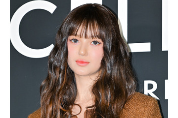 元NewJeans・ダニエル、ヘリコプターでリラックス…法的争い続く中で見せた“穏やかな日常” 画像