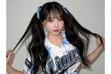 え、上半身それだけ？19歳韓国美女チア、“ぴちぴちチューブトップ”でメリハリ体型あらわ 画像