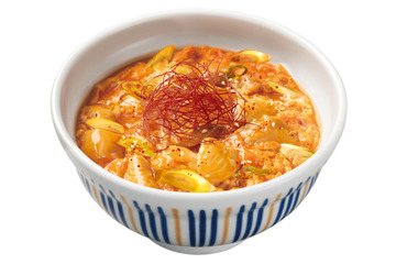 旨辛のタレが卵に絡む！なか卯、韓国チゲ鍋風味の「旨辛チゲ風親子丼」7月9日発売 画像