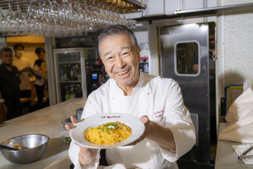 こだわりのアレンジレシピも公開!銀座の人気イタリアンシェフがエスビー「うにのクリームソース」で実演調理 画像