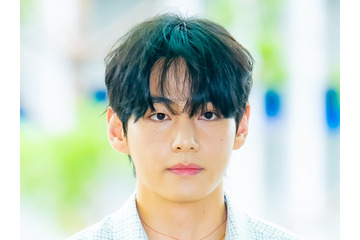 BTS・V、美容業界でも大活躍！日本でも人気の「TIRTIR」広告が公開6日で再生数1億回突破 画像