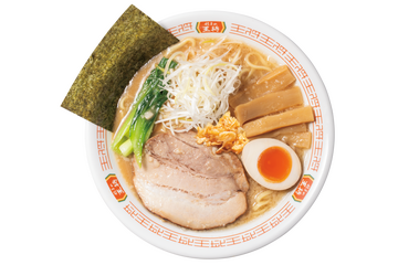 食べ応え抜群の醤油豚骨ラーメン！餃子の王将、新メニュー「極王ラーメン」を明日発売 画像