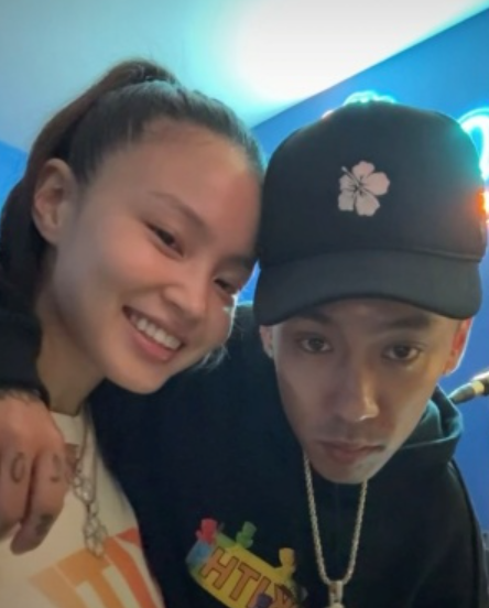イ・ハイ、Dok2