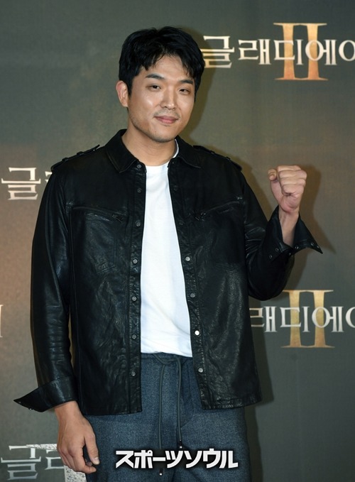 アン・ソンジェ