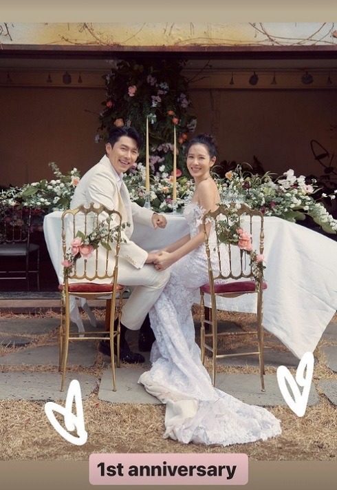 ヒョンビン（左）とソン・イェジン