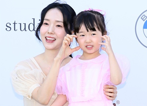 イ・ジョンヒョン