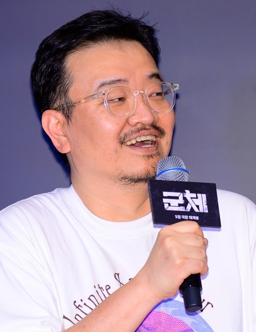 ヨン・サンホ監督