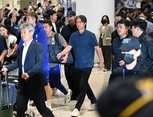 ホン・ミョンボ前監督