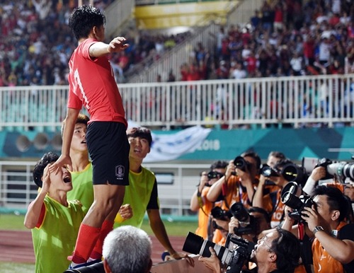 イ・スンウ
