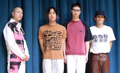 HYUKOH