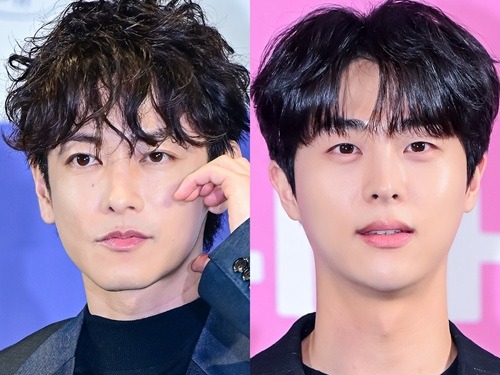 佐藤健（左）とキム・ムジュン