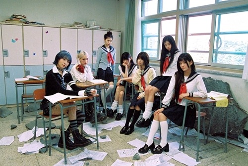 ILLIT、HANA・JISOOとMOMOKA