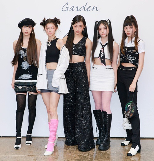NewJeans