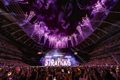 Stray Kids